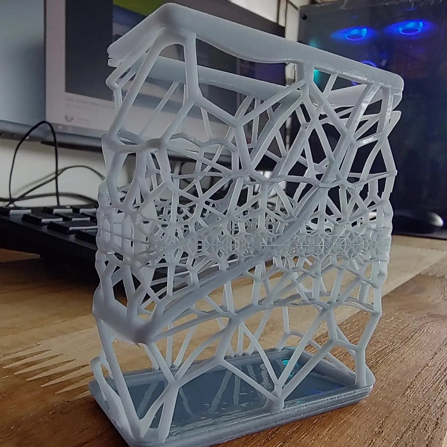 Box - Voronoi - Pencil Stand